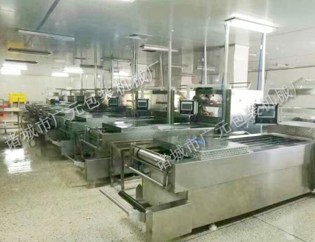 全自動硬盒拉伸膜真空包裝機