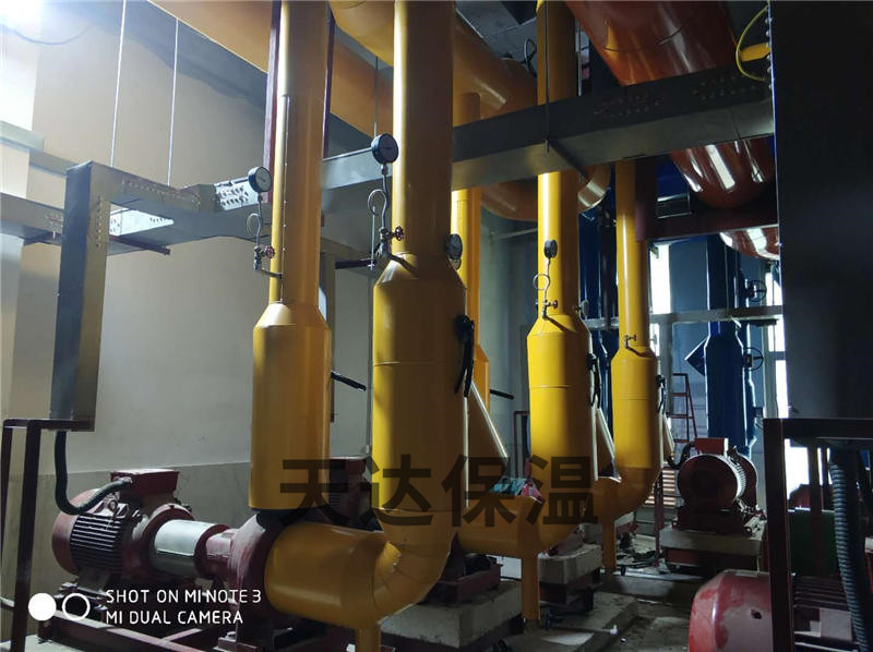 ��ɫ�XƤ����